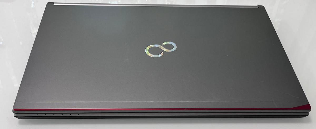 Fujitsu LIFEBOOK E754